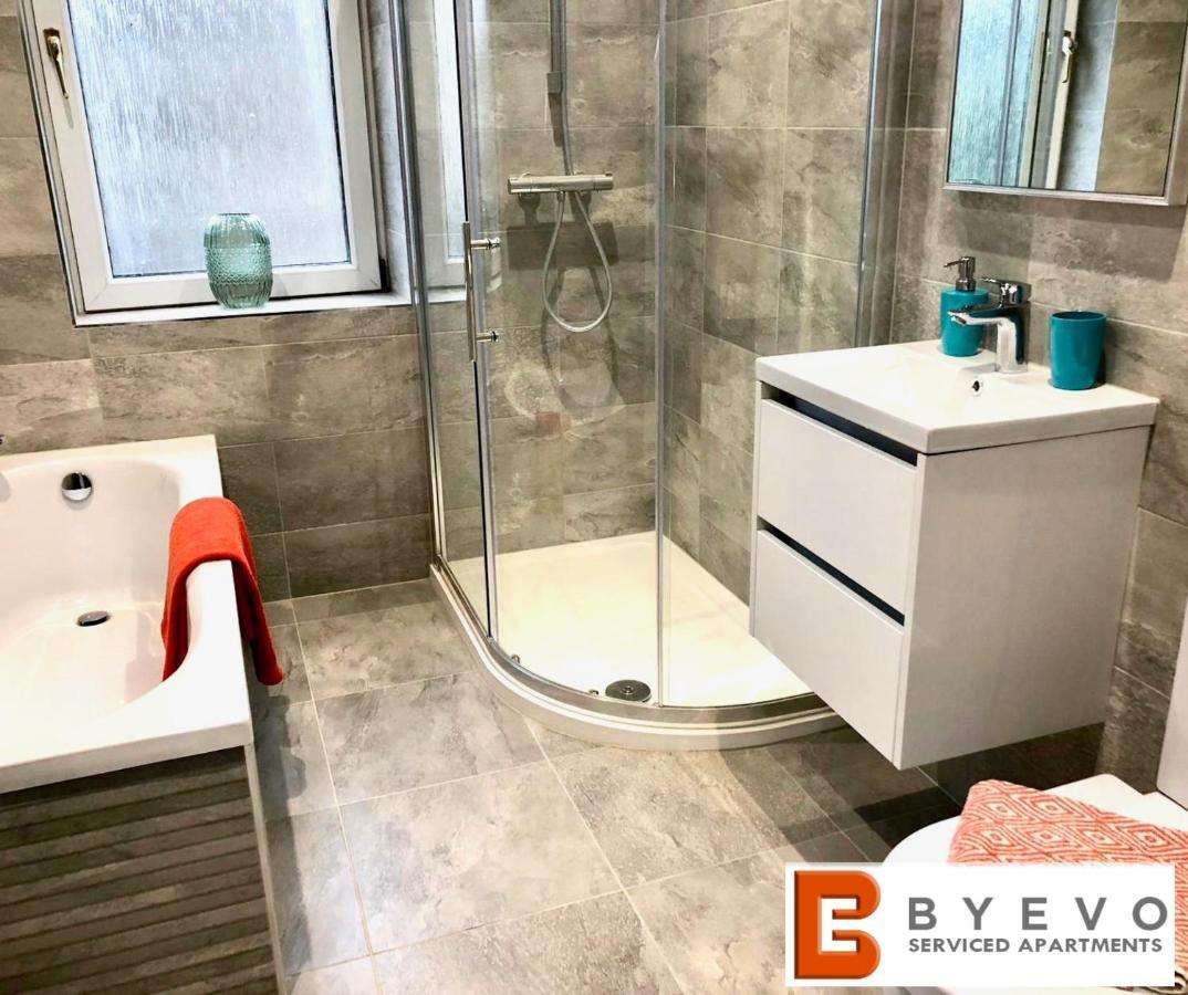 Byevo Almar Villa - Close To City And Airport - Perfect For Contractors Or Large Groups 글라스고 외부 사진
