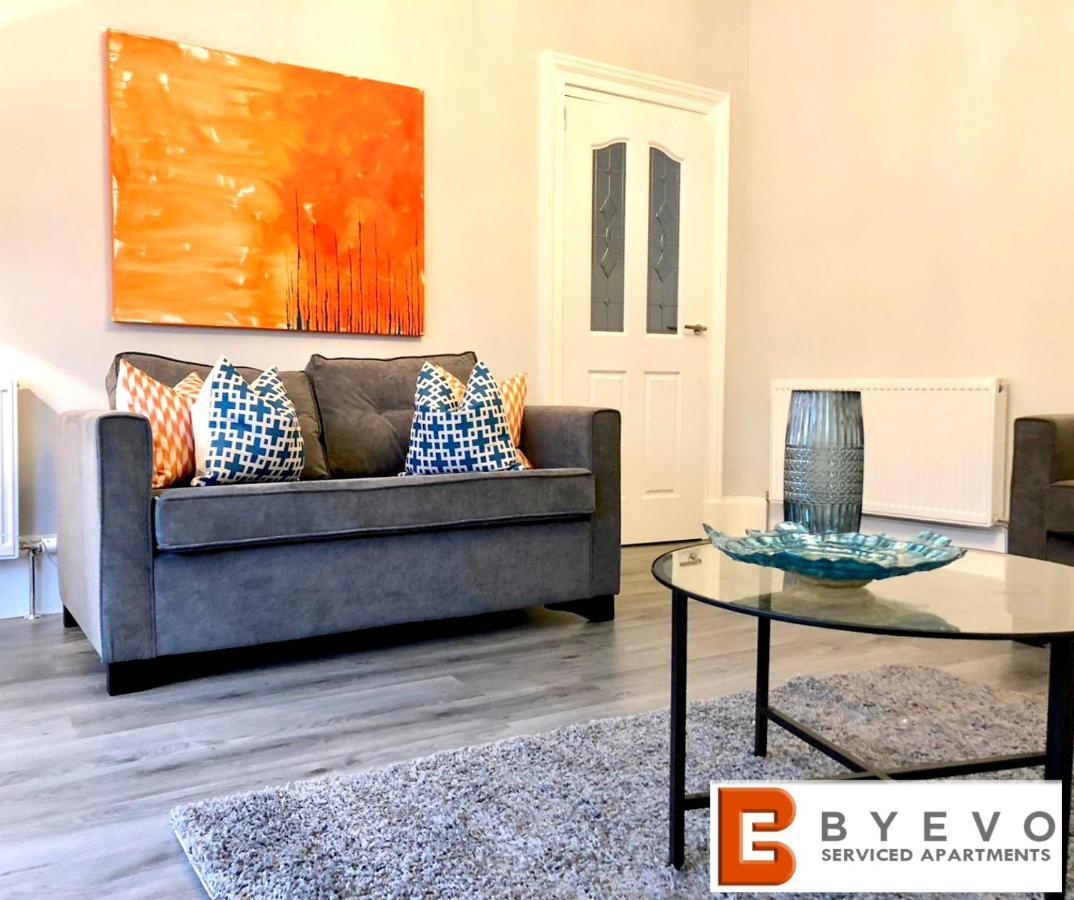 Byevo Almar Villa - Close To City And Airport - Perfect For Contractors Or Large Groups 글라스고 외부 사진