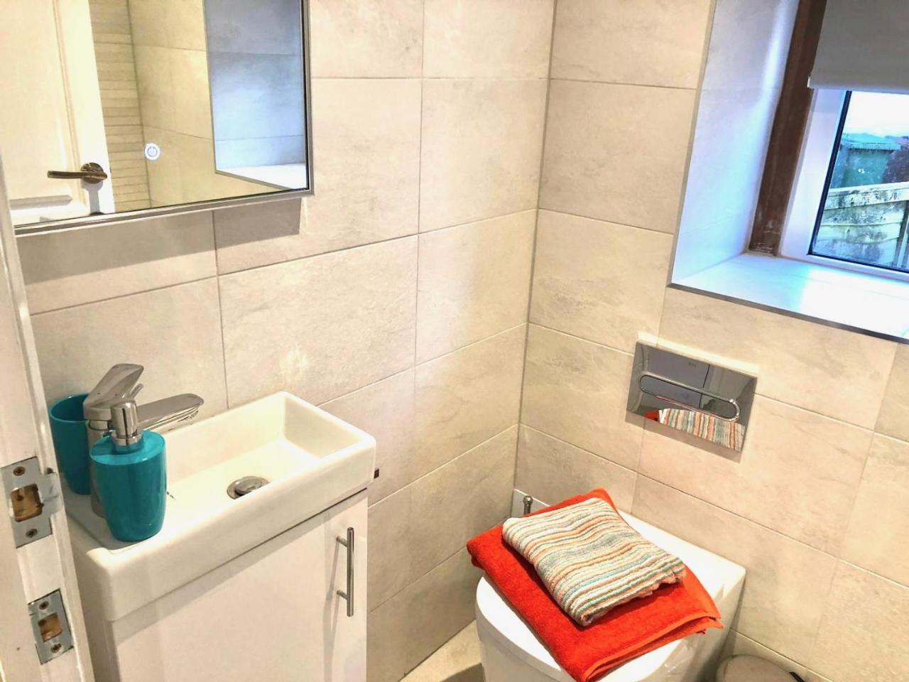 Byevo Almar Villa - Close To City And Airport - Perfect For Contractors Or Large Groups 글라스고 외부 사진